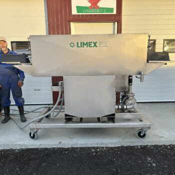 Wassen aardbeien substraatbak Limex